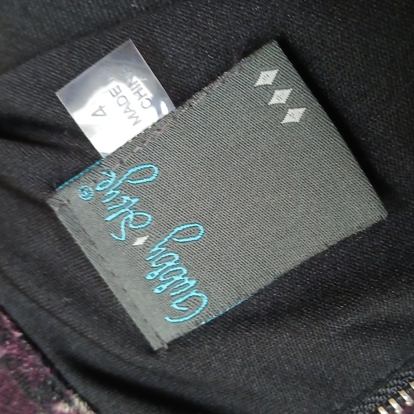 Gabby Skye Boho Multicolor Printed Knee-Length Dress. Size 4 - Picture 13 of 17